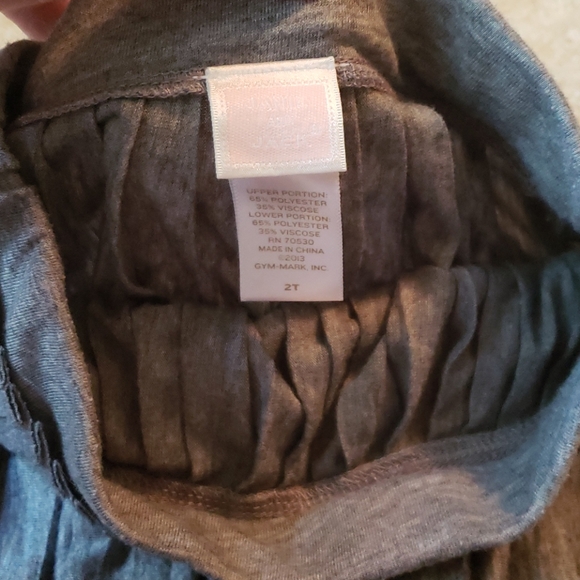 Janie and Jack pleated skirt - Picture 2 of 3